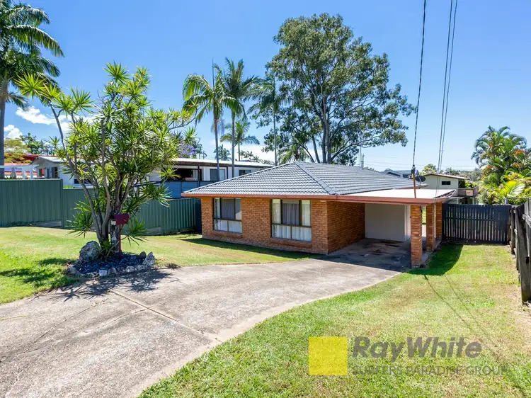 135 Bamboo Avenue, Benowa QLD 4217