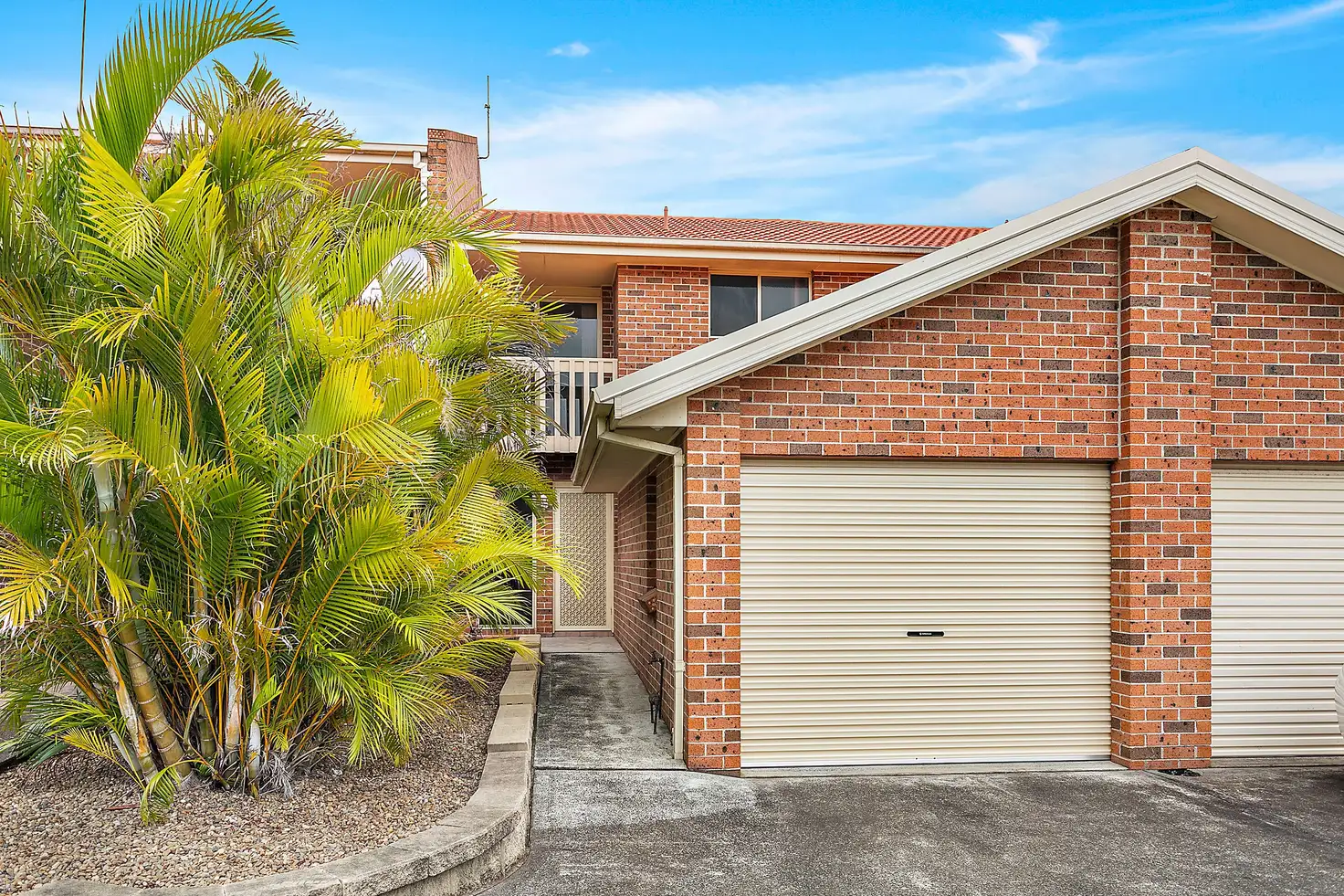 Main view of Homely townhouse listing, 5/4-6 Tilba Close, Flinders NSW 2529