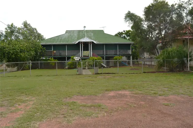 8 Poplar Street, Barcaldine QLD 4725