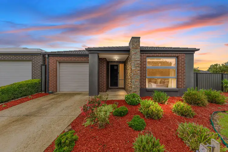 Main view of Homely house listing, 2 Watergrass Court, Pakenham VIC 3810