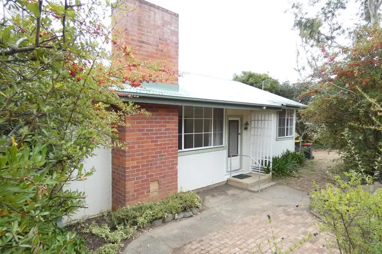 7 Allara Street