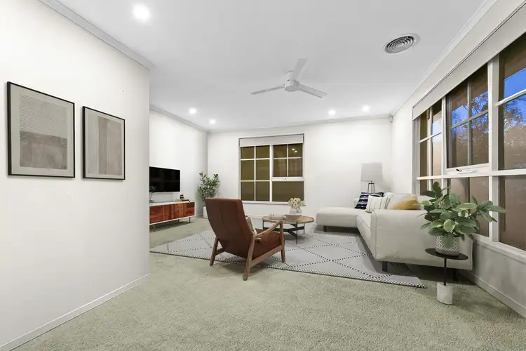 Second view of Homely house listing, 5 Fisher Close, Berwick VIC 3806