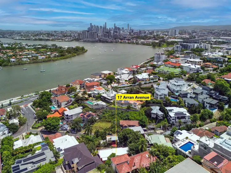 17 Arran Avenue, Hamilton QLD 4007