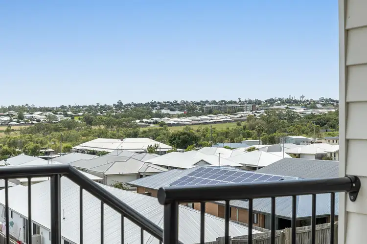 Third view of Homely unit listing, 2/15 Mcinnes Crescent, Glenvale QLD 4350