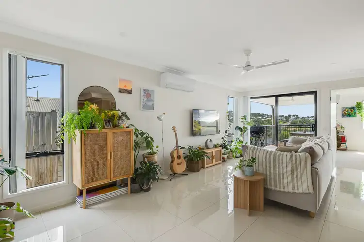 Sixth view of Homely unit listing, 2/15 Mcinnes Crescent, Glenvale QLD 4350
