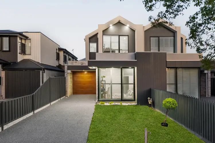 16A MacDonald Avenue, Altona North VIC 3025