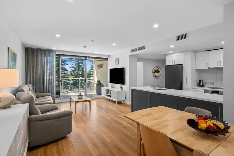 411/19 Holdfast Promenade, Glenelg SA 5045