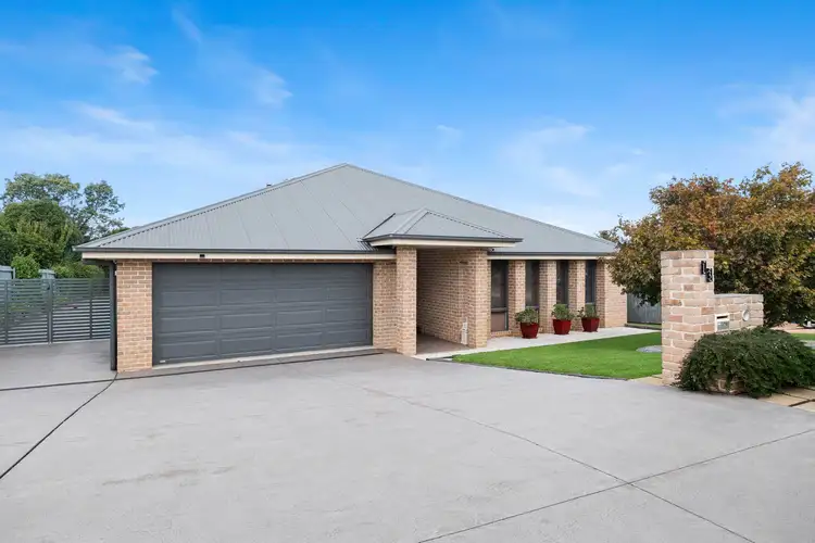13 Barry Crescent, Goulburn NSW 2580