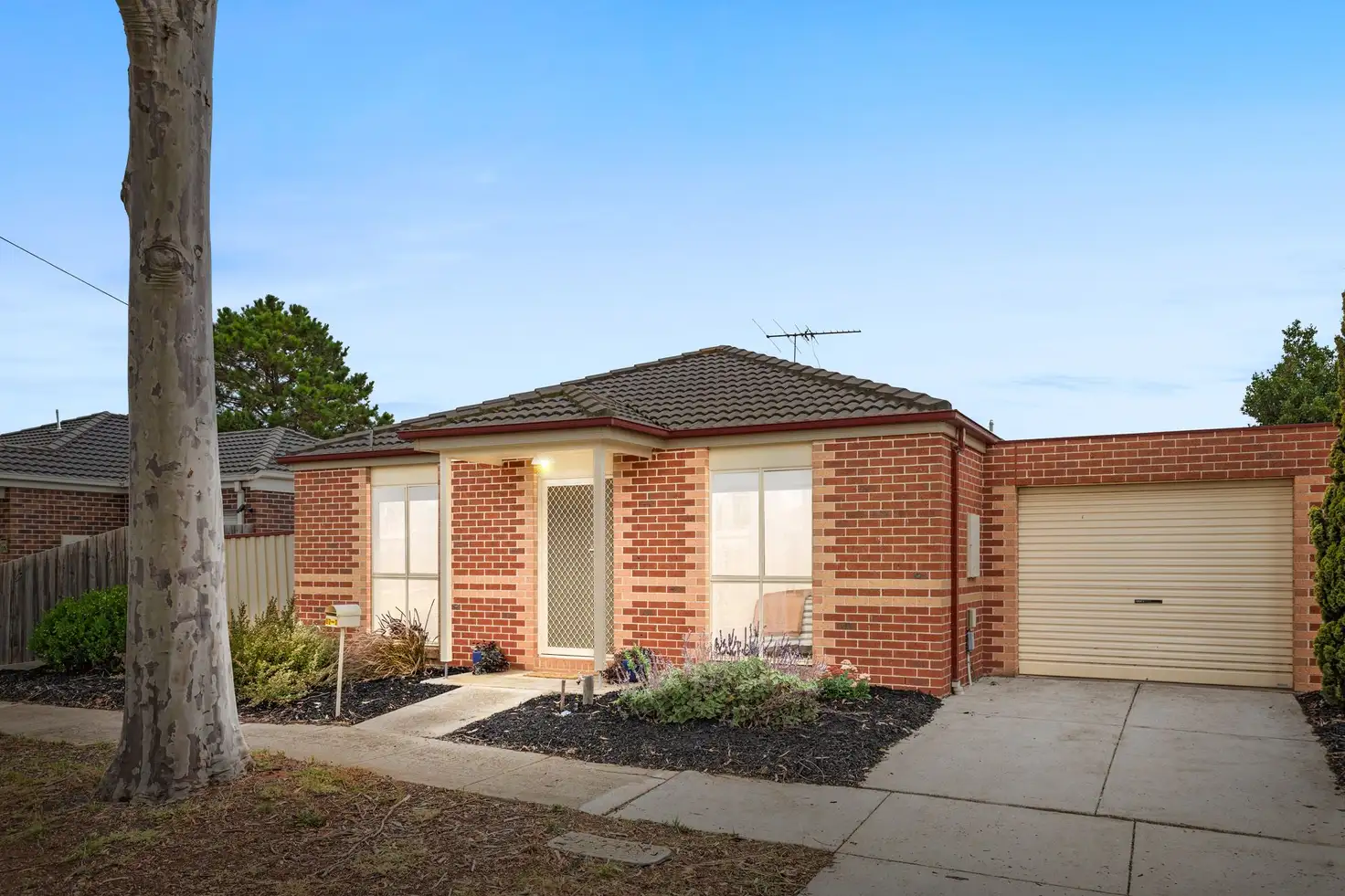 Main view of Homely unit listing, 2/1 Gentzen Drive, Wyndham Vale VIC 3024