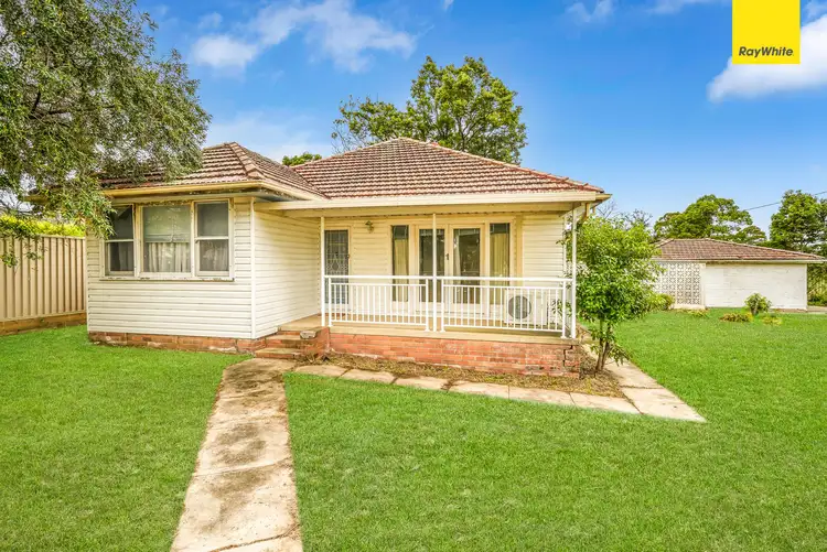 13 Lowana Avenue, Merrylands NSW 2160