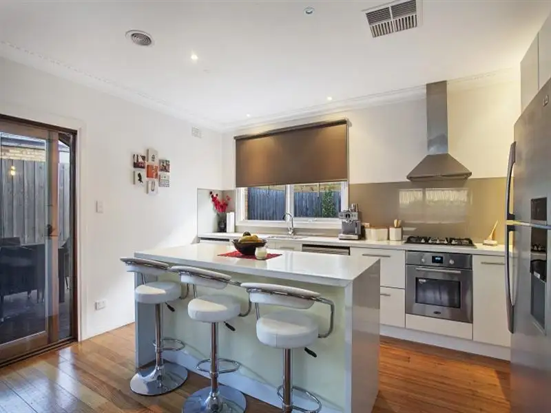 Main view of Homely unit listing, 4/2 Robertson Parade, Aspendale VIC 3195