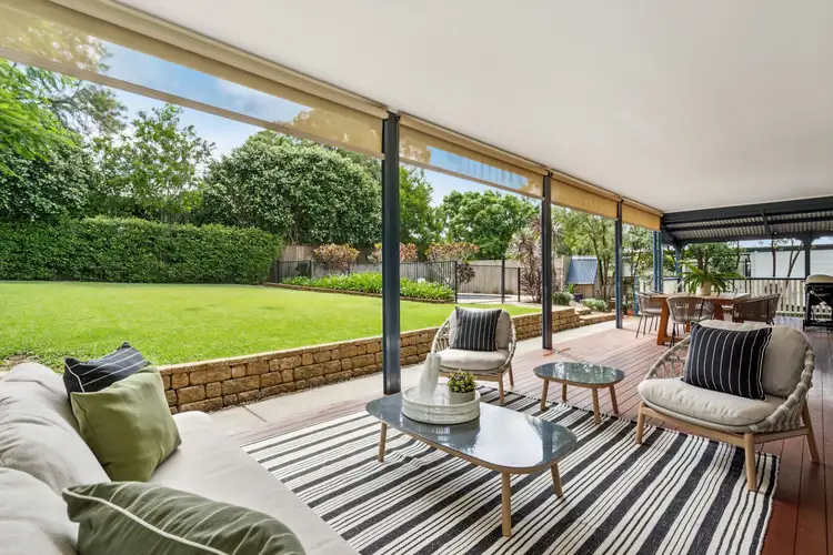 11 Victoria Avenue, Chelmer QLD 4068