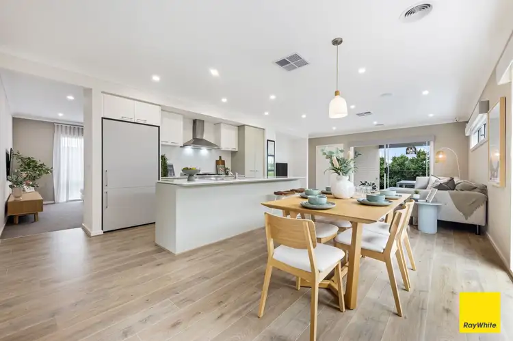 5 Clements Street, Officer South VIC 3809