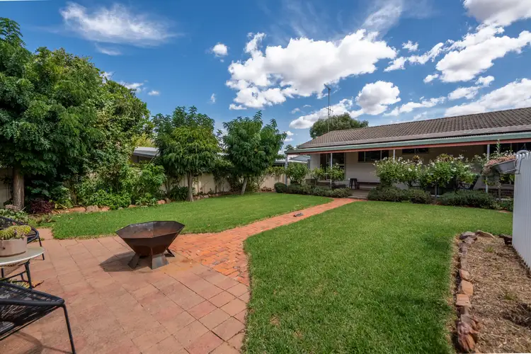 7 Elliot Street, Forbes NSW 2871