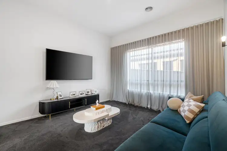 Fifth view of Homely house listing, 2 Caltowie Street, Doreen VIC 3754