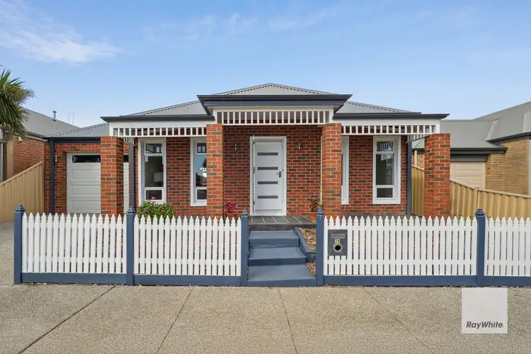 16 Clementson Drive