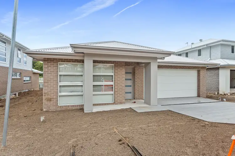 48 Holroyd Street, Albion Park NSW 2527