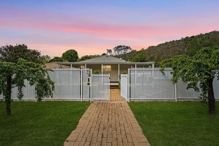 31 Kurrajong Street, Captains Flat NSW 2623