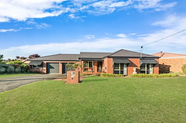 10 Carramar Crescent