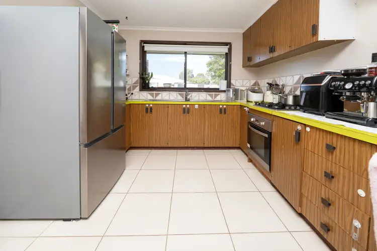 Fifth view of Homely house listing, 7 Nowie Street, Swan Hill VIC 3585