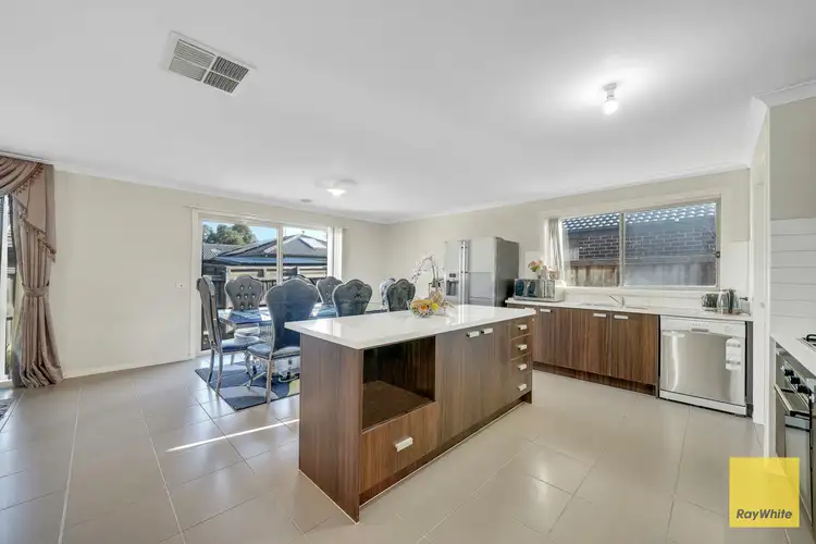 Sixth view of Homely house listing, 8 Isabella Way, Tarneit VIC 3029
