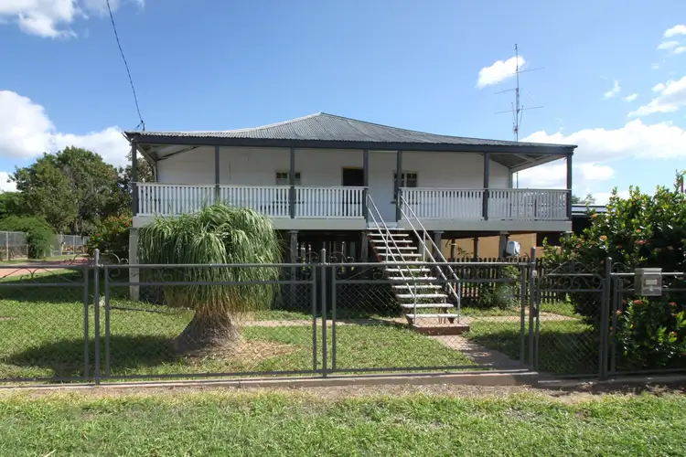 272 Gill Street