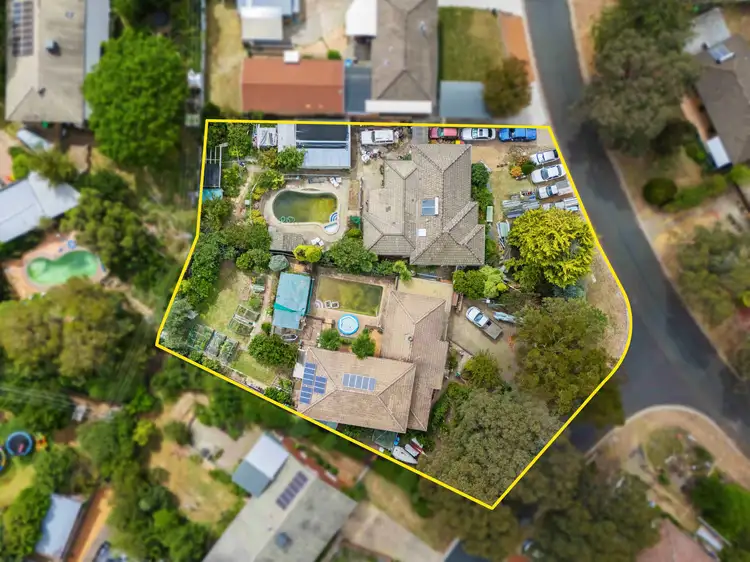 16 Coane Street, Holder ACT 2611