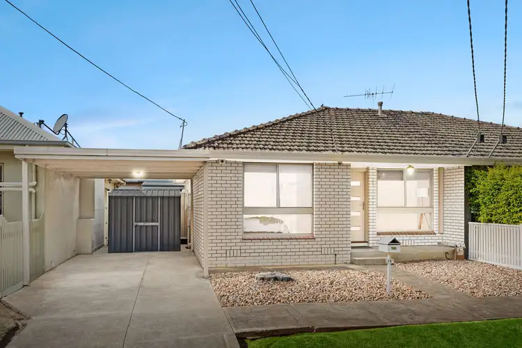 1A Bolwell Street