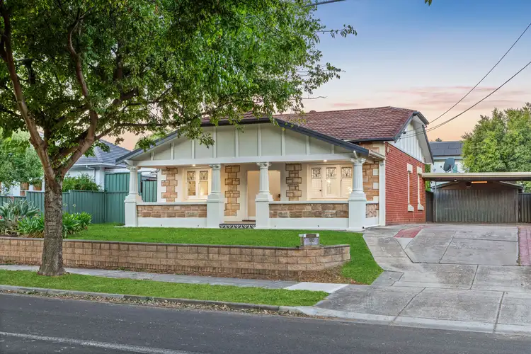16 Malurus Avenue