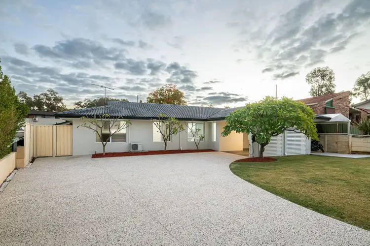 33 Felstead Crescent