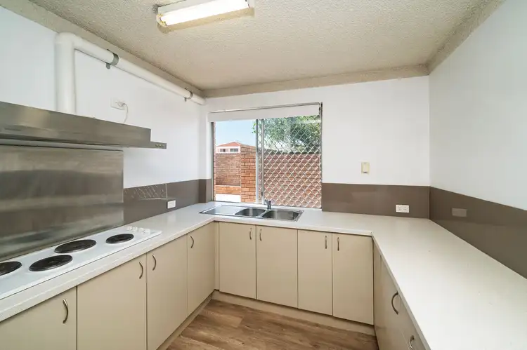 Fifth view of Homely townhouse listing, 5/25 Fitzpatrick Way, Noranda WA 6062