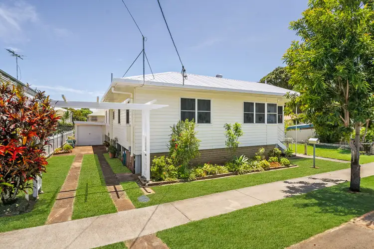 4 Wyllie Street, Redcliffe QLD 4020