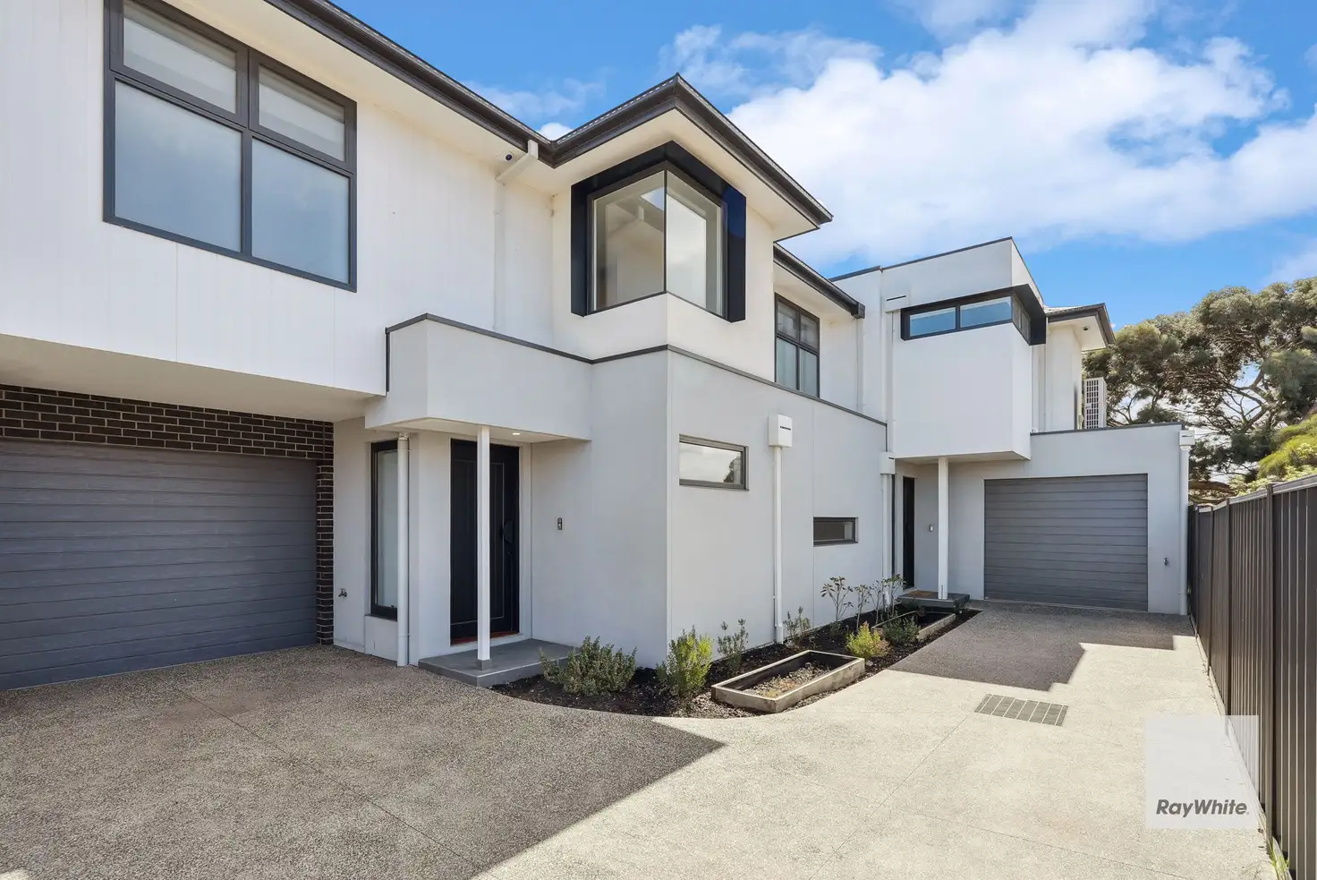 Main view of Homely townhouse listing, 2/14 Woorite Place, Keilor East VIC 3033