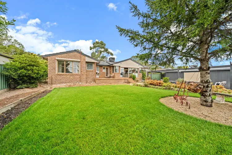 7 Berrell Street