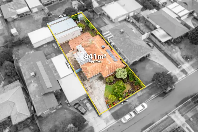 33 Bank Street, Craigieburn VIC 3064