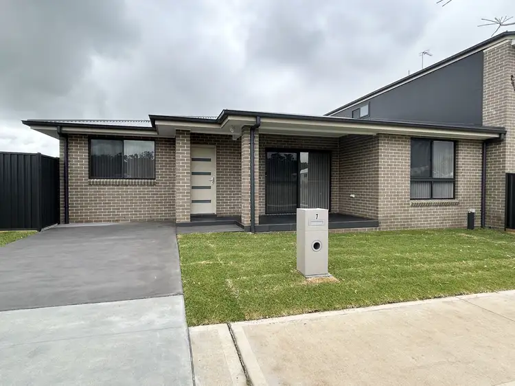 7 Shearston Street