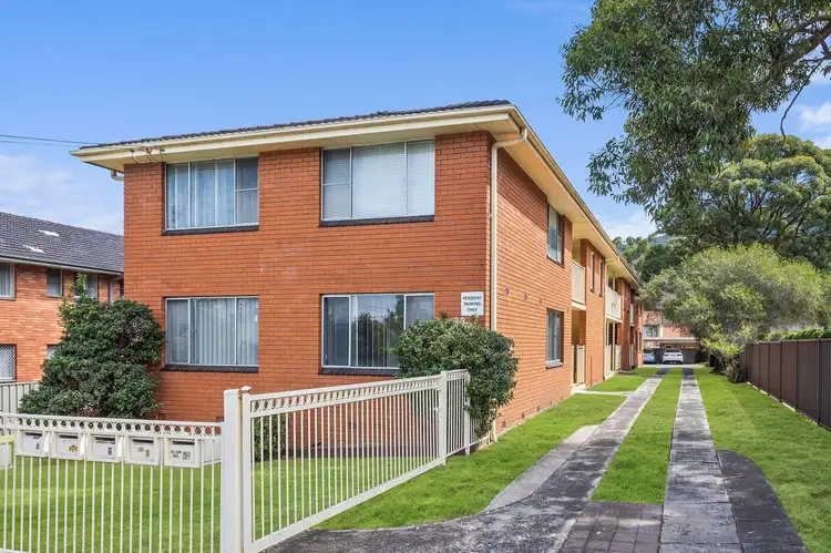 23 Underwood Street