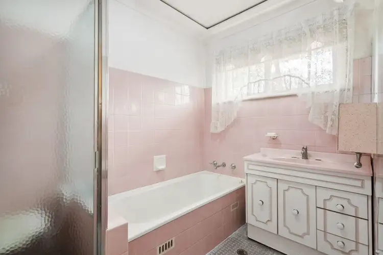 Sixth view of Homely house listing, 25 Austin Avenue, Beverly Hills NSW 2209