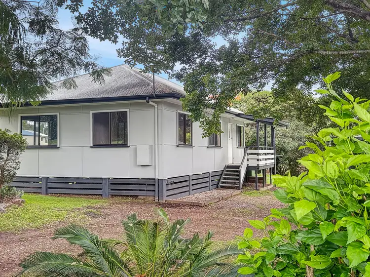 15 Elizabeth Street, Esk QLD 4312