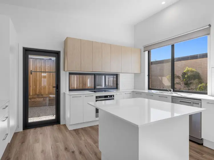 Sixth view of Homely unit listing, 2/7 Campbell Street, Wonthaggi VIC 3995