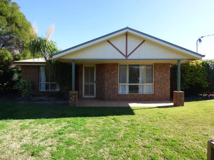 145 Arthur Street, St George QLD 4487