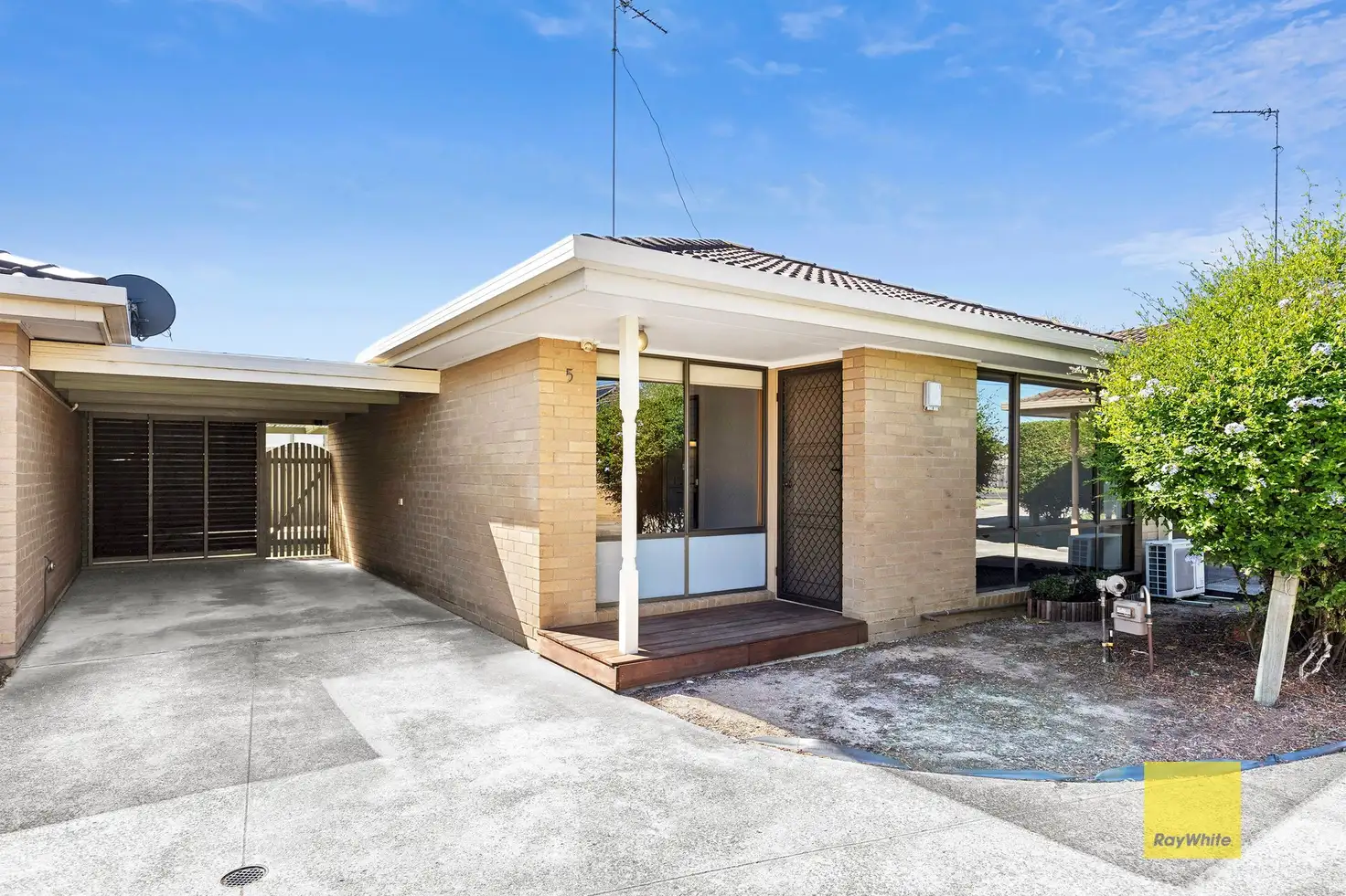 Main view of Homely townhouse listing, 5/214-216 Wilsons Road, Whittington VIC 3219
