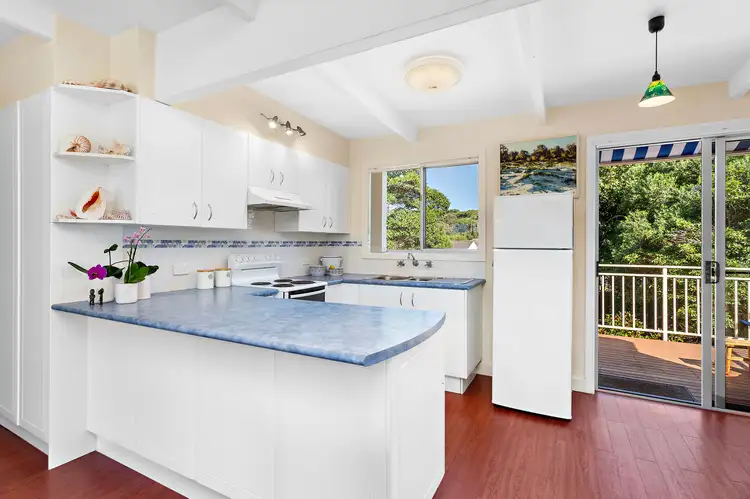 11 Woolstencraft Street, Shoalhaven Heads NSW 2535
