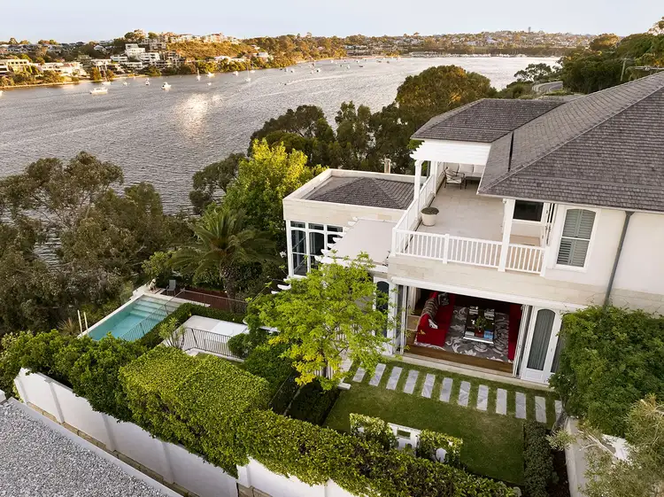 4 Riverside Drive, Mosman Park WA 6012