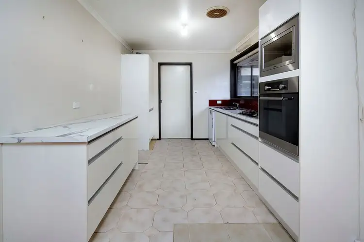 Fifth view of Homely house listing, 20 Paterson Avenue, Langwarrin VIC 3910