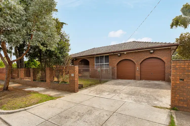 34 Pines Way, Craigieburn VIC 3064