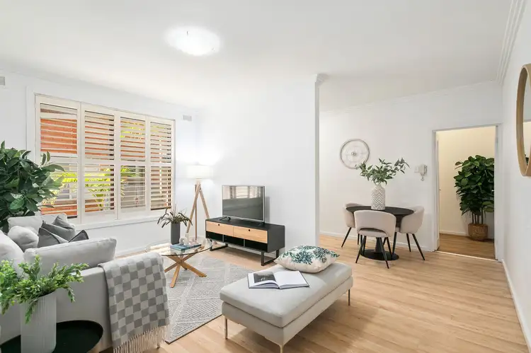 Main view of Homely unit listing, 2/11 Hercules Road, Brighton-Le-Sands NSW 2216