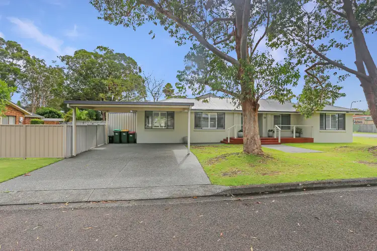 22 Albatross Avenue, Hawks Nest NSW 2324