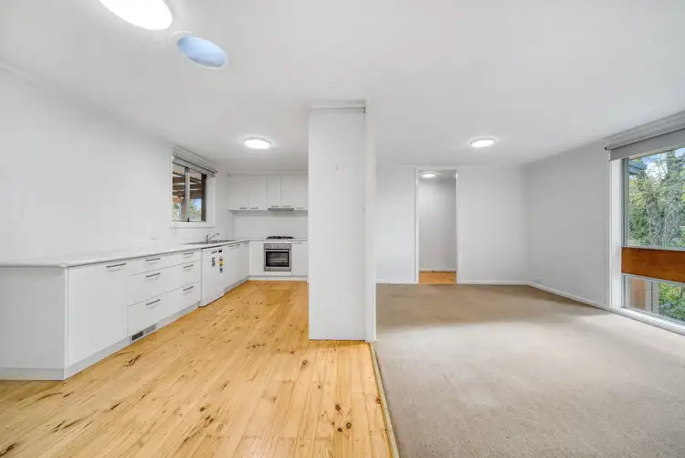 11 Hogan Place, Holt ACT 2615