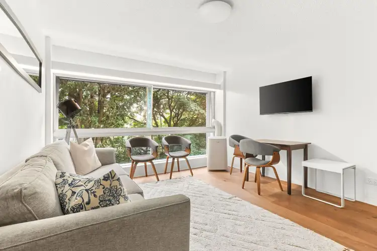 Main view of Homely unit listing, 18/50-58 Roslyn Gardens, Rushcutters Bay NSW 2011